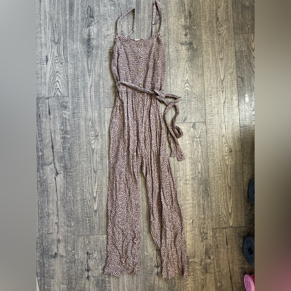 Abercrombie & Fitch Leopard Smocked Wide Leg Jumpsuit- Medium - Picture 2 of 5